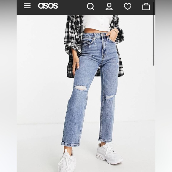 Stradivarius mom jeans with rip - Picture 1 of 6
